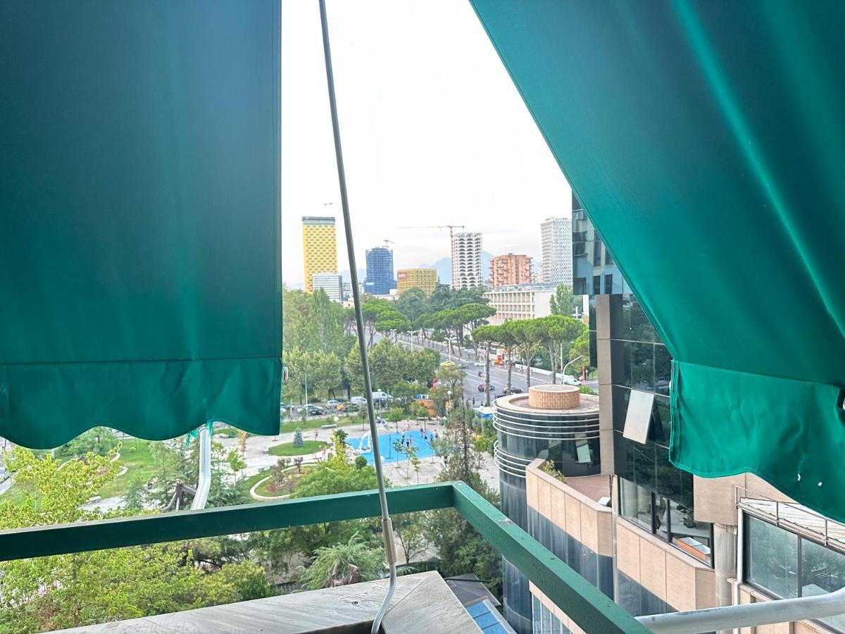 Amo Tower Tirana Centerアパートメント エクステリア 写真