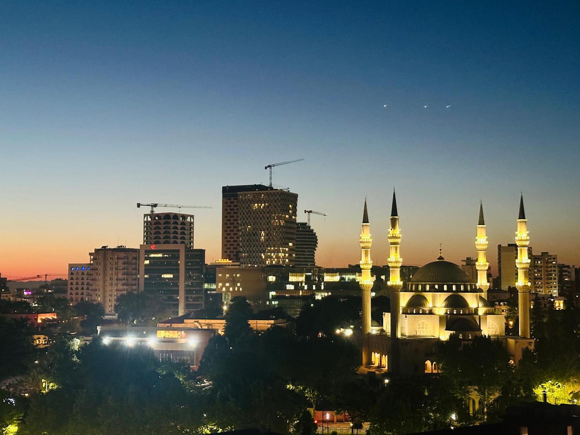 Amo Tower Tirana Centerアパートメント エクステリア 写真